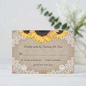 Rustic Chic Wood Lace Sunflower Wedding RSVP Kaartje (Staand voorkant)