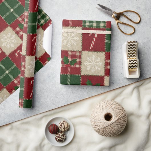 Rustic Christmas Quilt Plaid Cadeaupapier (Crafts)