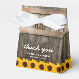 Rustic Country Barn Sunflower Wedding Bedankdoosjes