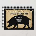 Rustic Country Hog 18th Birthday Barbeque - BBQ Kaart<br><div class="desc">Robuuste boerderijstijl met een verouderd,  verscheurd papier en zwarte en witte buffels als achtergronden voor een zwart hog silhouette "BARBEQUE" Birthday Party design by Holiday Hearts Design (rechten voorbehouden).</div>