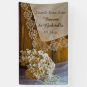 Rustic Country Lace Barn Wedding Spandoek (Verticaal)