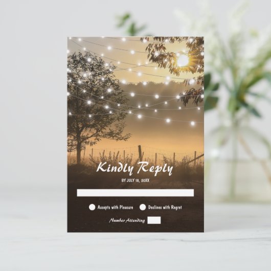  Rustic Country Lights Wedding RSVP Kaartje (Staand voorkant)