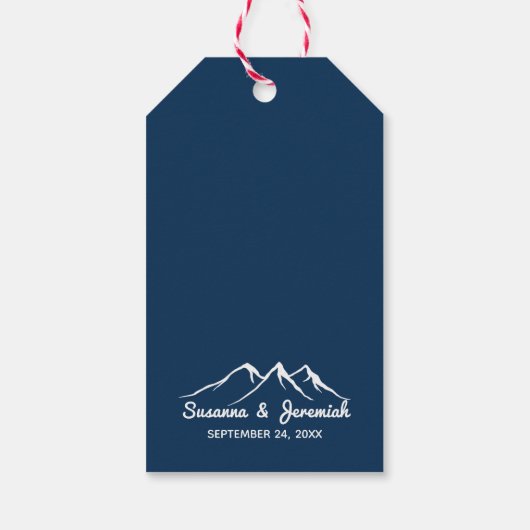 Rustic Country Mountains Deer Red Blue Wedding Cadeaulabel (Achterkant)