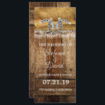 Rustic Country Westerne huwelijksaankondiging Programmakaart<br><div class="desc">Ik hoop dat je geniet van deze geweldige Rustic Country Westerne huwelijksaankondiging met deze rustieke Burlap en Kant met Schuurhout en Hoefijzers erop. U kunt alle persoonlijke informatie op het huwelijksprogramma wijzigen om aan uw behoeften te voldoen. Geniet ervan! https://www.zazzle.com/store/artzdizigns</div>