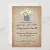 Rustic Daisies Double Hearts Burlap Wedding Invite Kaart (Voorkant)