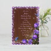 Rustic Dark Wood Paars Floral Bachelorette Party Kaart (Staand voorkant)
