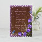 Rustic Dark Wood Paarse Floral Rehearsal Dinner Kaart (Staand voorkant)