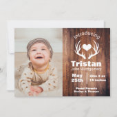 Rustic Deer Antlers Barn Wood Geboorteaankondiging Kaart (Voorkant)