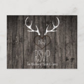 Rustic Deer Antlers & Carved Heart Wedding RSVP Uitnodiging Briefkaart (Voorkant)