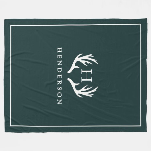 Rustic Deer Antlers Monogram Pine Green Fleece Deken (Voorkant (Horizontaal))