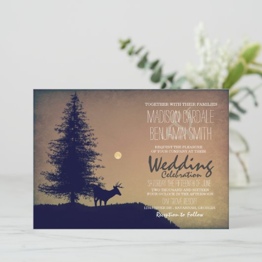 Rustic Deer Pine Tree Country Wedding Invitations Kaart (Staand voorkant)