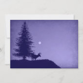 Rustic Deer Pine Tree Paars Wedding Invitations Kaart (Achterkant)