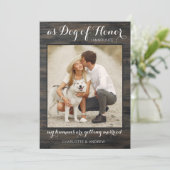 Rustic Dog of Honor Pet Wedding Photo Verloving Aankondiging (Staand voorkant)