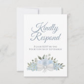 Rustic Dusty Blue Floral reageert op huwelijk RSVP Kaartje (Voorkant)
