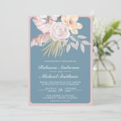 Rustic Dusty Blue Roos Pink Floral QR Code Weddens Kaart (Staand voorkant)