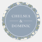 Rustic Dusty Blue White Wildflower Weddenschap Ronde Sticker (Voorkant)