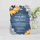Rustic Dusty Blue Wood Lace Sunflower Wedding Kaart (Staand voorkant)