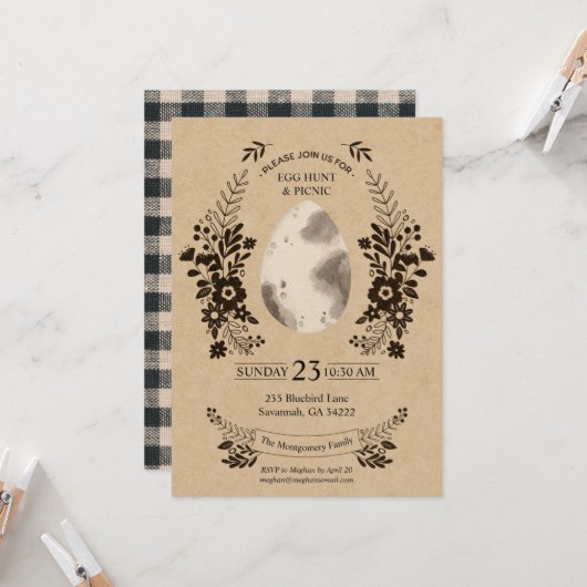 Rustic Easter Black Gingham Egg Hunt Invitation Kaart (Voorkant / Achterkant in situ)