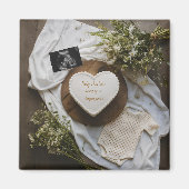 Rustic editable pregnancy announcement keepsake magneet (Voorkant)