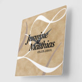 Rustic Elegant  Monogram Burlap Wedding Vierkante Klok (Hoek)