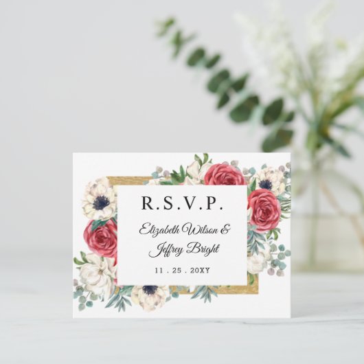 Rustic Elegant Red en Gold Floral Wedding RSVP Uitnodiging Briefkaart (Staand voorkant)
