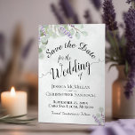 Rustic Eucalyptus & Lavender Elegant Boho Wedding Save The Date<br><div class="desc">Deze mooie redder de date card zal je vrienden en familie van tevoren op de hoogte brengen van je aanstaande bruiloft. Het is voorzien van een prachtig handbeschilderd waterverf ontwerp met elegante scriptkalligrafie,  en tapijten van eucalyptusbladeren en lavendere bloemen op een gemarmerde,  stoffige blauwe achtergrond.</div>