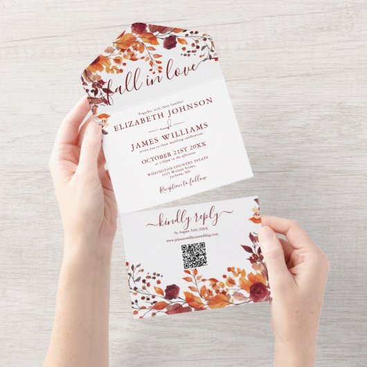Rustic Fall In Love Herfst Bloemstuk QR Code Trouw All In One Uitnodiging (Afscheurbaar)