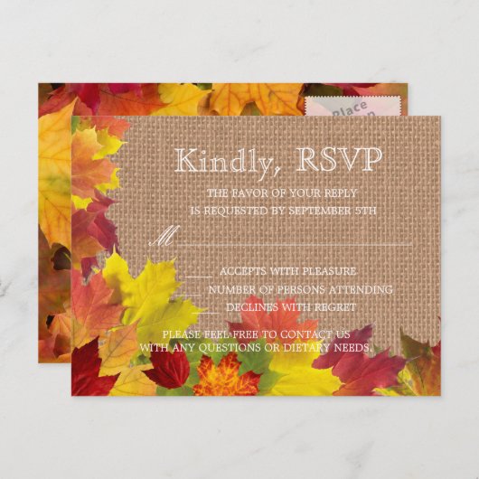 Rustic Fall Leaves Burlap Wedding RSVP Uitnodiging Briefkaart (Voorkant / Achterkant)