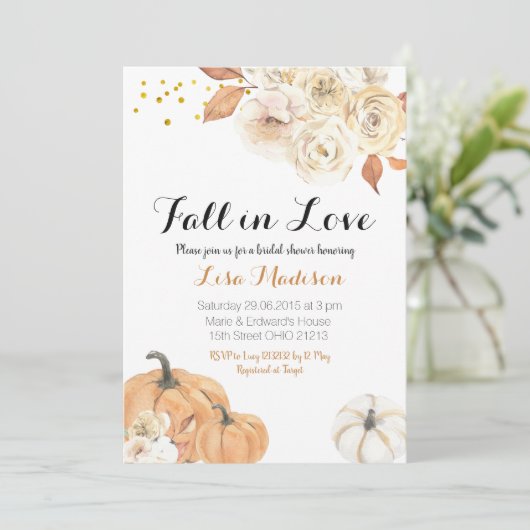 Rustic Fall Pumpkin Fall in Love Bruidsuitnodiging Kaart (Staand voorkant)