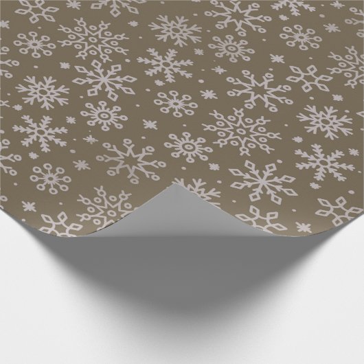 Rustic Farmhouse Brown Snowflake Cadeaupapier (Hoek)