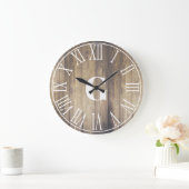 Rustic Farmhouse Faux Barn Wood & White Monogram Grote Klok (Huis)