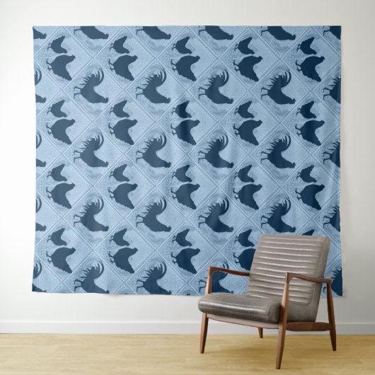 Rustic Farmhouse Hen Pattern – In Blue  Wandkleed (In Situ (horizontaal))