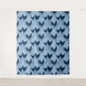 Rustic Farmhouse Hen Pattern – In Blue Wandkleed (Voorkant)