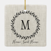 Rustic Farmhouse Laurel Wreated Familienaam Keramisch Ornament (Achterkant)