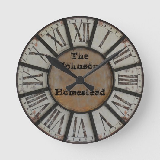Rustic Farmhouse met Roman Numerals Ronde Klok (Voorkant)
