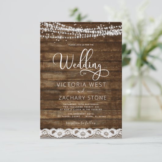 Rustic Farmhouse String Lights Lace Wood Wedding Kaart (Staand voorkant)