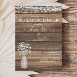 Rustic Farmhouse String Lights Rehearsal Dinner Kaart<br><div class="desc">Rustic Farmhouse String Lights en Baby's Breath Jar Rehearsal Dinner Wedding Invitations on Wood background - inclusief prachtige en elegante scripttypografie met modern Country Boerderij House Sparkle voor de speciale viering van de huwelijksdag.</div>