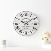 Rustic Farmhouse White Barn Wood Persoonlijke naam Grote Klok (Huis)