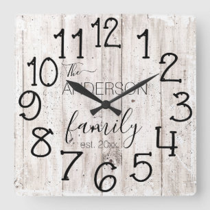 Rustic Faux Wood Barn Farmhouse Custom Family Name Vierkante Klok