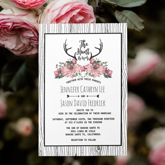 Rustic Floral Barnwood Hunt is over het huwelijk Kaart