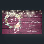 Rustic Floral Licht 50th Jubileum Welkom Spandoek<br><div class="desc">Met een delicate waterverf bloemrijke rozen slinger en  snaarlampen op een bordeaux rode houten panelen achtergrond kan deze rustieke 50e trouwdag welkomstbanner worden gepersonaliseerd met uw speciale gouden jubileuminformatie in chique elegante typografie. Ontworpen door Thisnotme©</div>