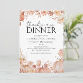 Rustic Floral Pumpkin Thanksgiving Dinner Kaart (Staand voorkant)