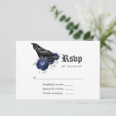 Rustic Floral Raven Gothic Wedding RSVP Kaartje (Staand voorkant)