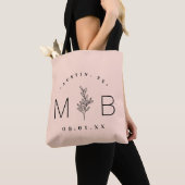 Rustic Floral Stem Wedding Monogram | Blush Tote Bag (Dichtbij)
