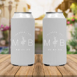 Rustic Floral Stem Wedding Monogram | Grijs Seltzer Blikjeskoeler<br><div class="desc">Dankzij op maat gekleurde, gedrukte koelboxxen is een leuk en functioneel huwelijk voor uw gasten een goed idee! Pas de sjabloon aan met de bruid- en bruidenamen of monogram-initialen. Voeg uw trouwdatum, de plaats, de staat of de plaatsnaam of een andere douanetekst toe. Dit moderne rustige logo-achtige ontwerp heeft een...</div>