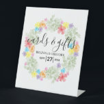 Rustic Floral Wreath Wedding Cards & Gifts Reclamebord Met Voetstuk<br><div class="desc">Dit ontwerp is voorzien van een rustige florale waterverf. De mooie groene en roze, groene, paarse, roze, rode, oranje, blauwe en gele bloemen combineren tot de creëer van een elegante kreet die sommige formuleringen omringt. De elegante waterverf bloemen zijn geordend rond de namen van de bruid en de bruidegom. Het...</div>