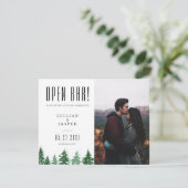 Rustic Forest OPEN BAR Save the Date Humor Aankondiging (Staand voorkant)