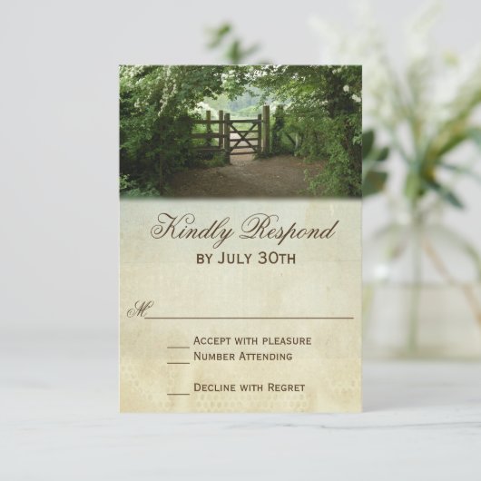 Rustic Gate Natuur Trail Country Weddenschap RSVP (Staand voorkant)