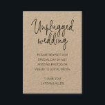 Rustic Geen foto's op sociale media zonder stopcon Plaatskaartje<br><div class="desc">Deze charmante rustic unplugged trouwkaart kenmerkt een minimalistische stijl met een mengsel van handschrift en eenvoudige blokletters. Het zal perfect zijn als je je trouwgasten vraagt om je een privé bruiloft toe te staan die vrij is van sociale media.</div>