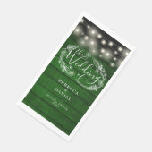 Rustic Green Wood String Lights Floral Wedding Servet (Hoek)
